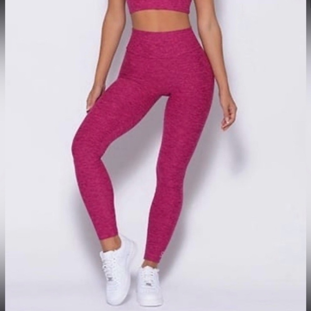 Bombshell Sportswear Curves Leggings Fuchsia Sz XS